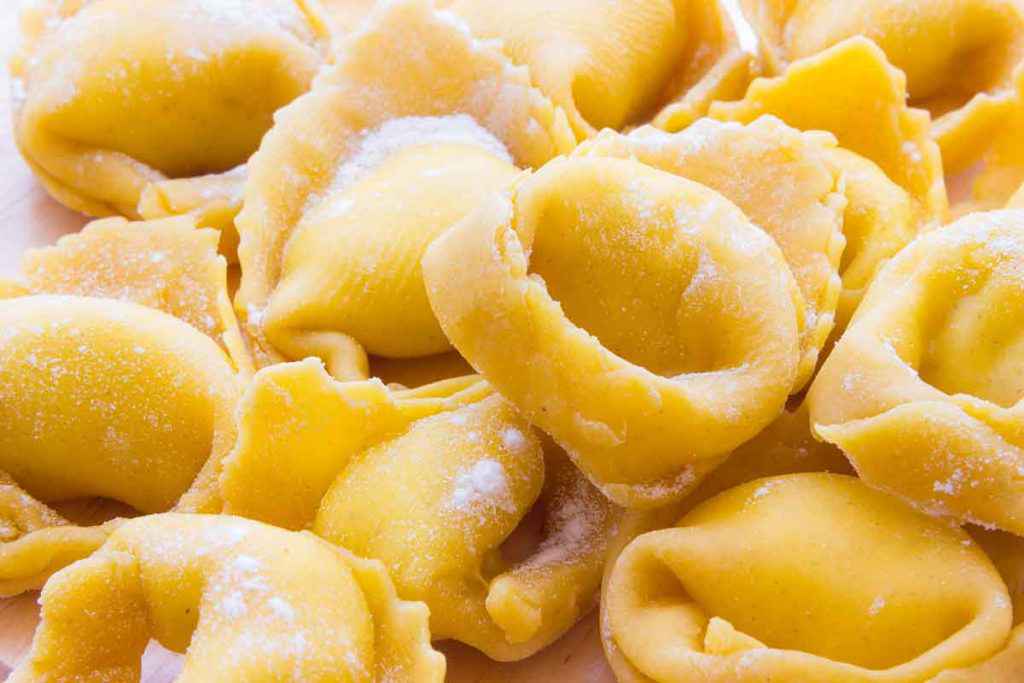 Tortellini fatti in casa con la ricetta originale