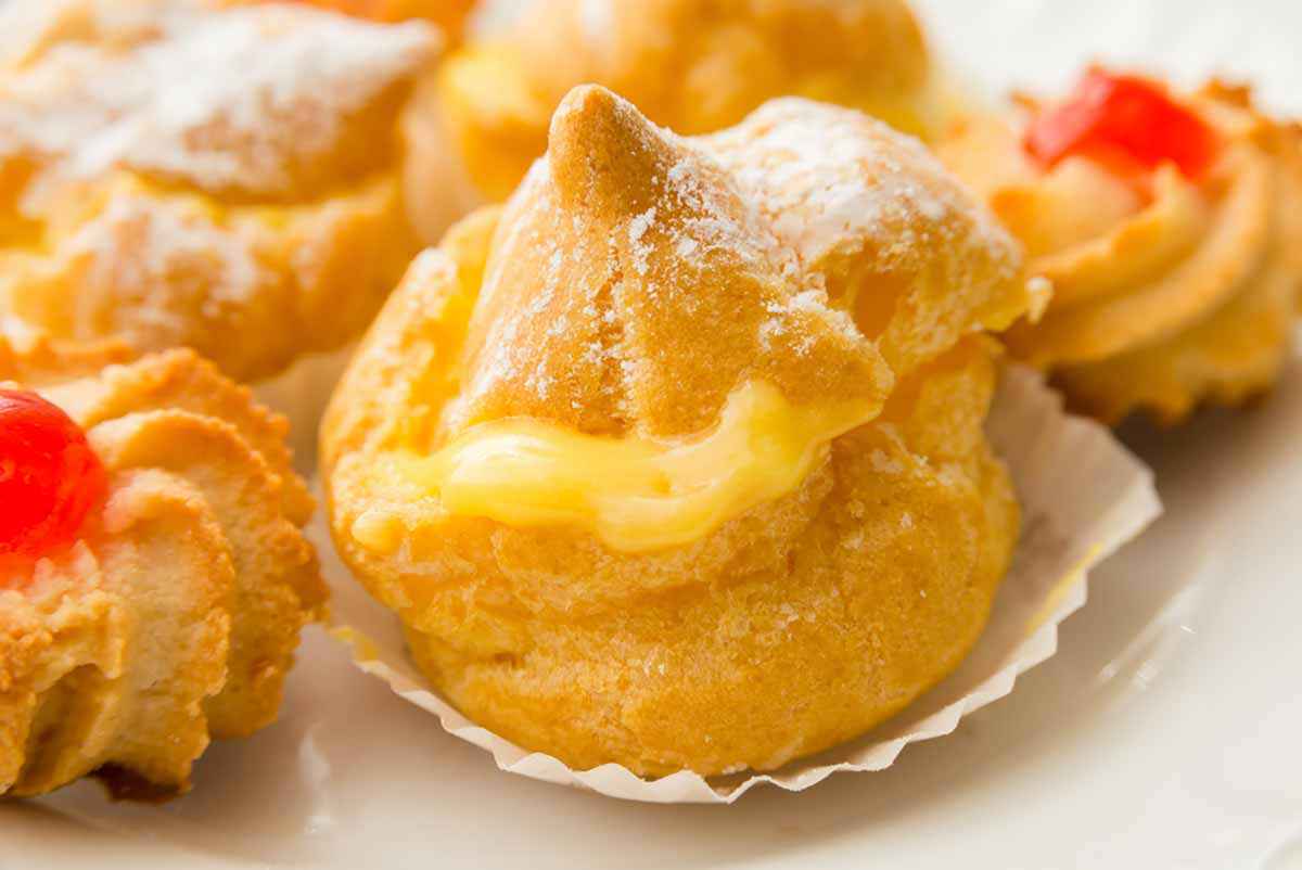 Bignè Dolci alla Crema Pasticcera: la Ricetta