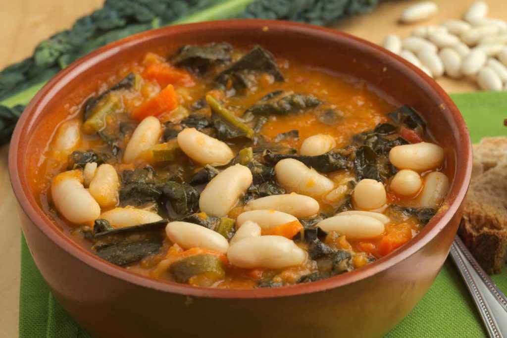 Zuppa cavolo nero e fagioli