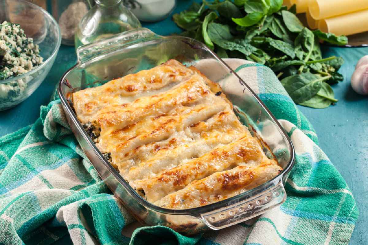 cannelloni ripieni di ricotta e spinaci per i primi piatti natalizi