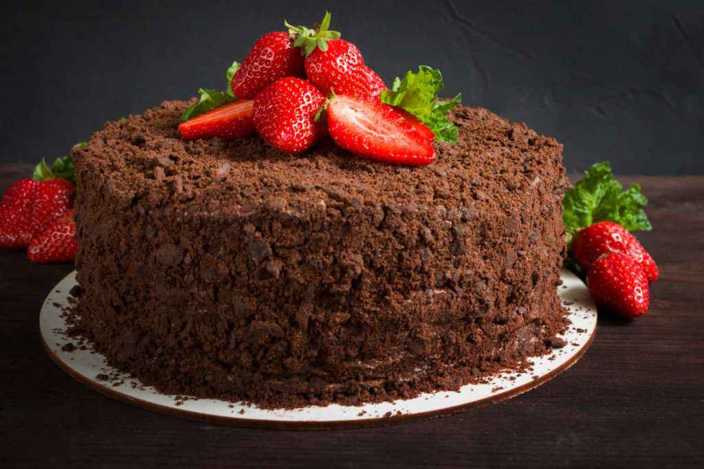 torta mimosa cioccolato e fragole