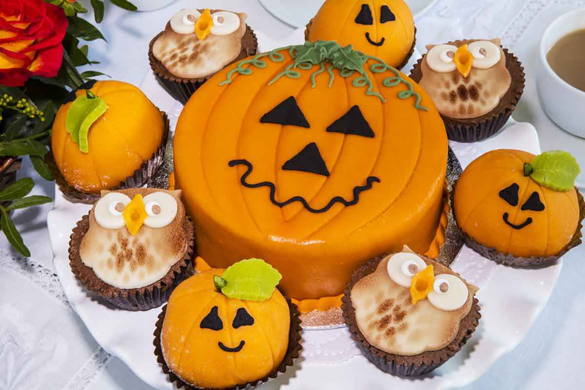 Muffin con decorazioni in marzapane per Halloween