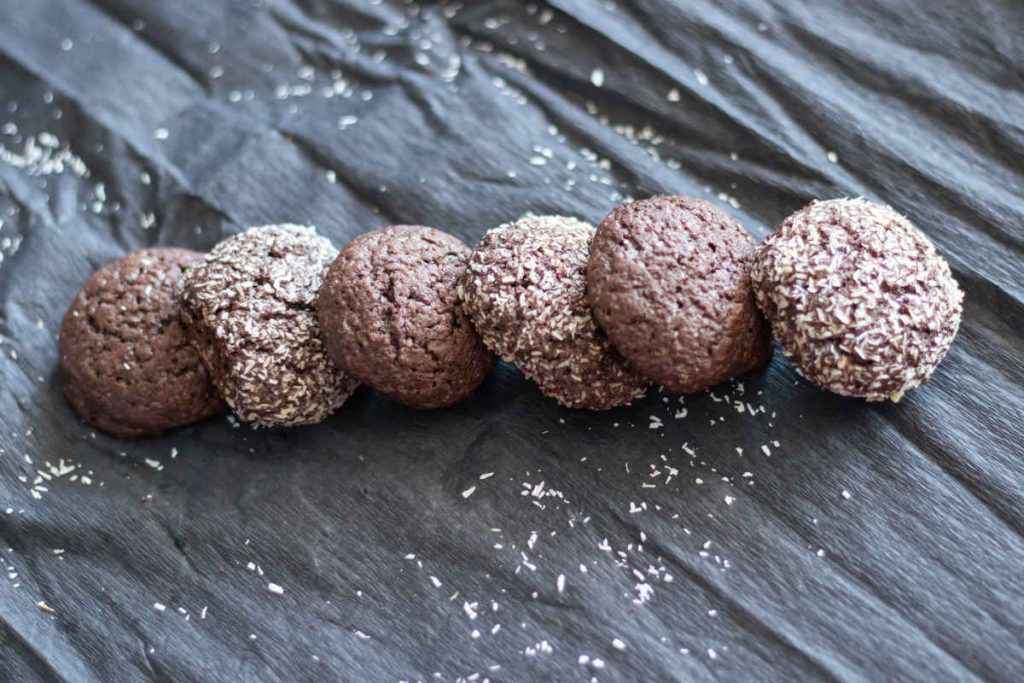 biscotti al cioccolato e cocco