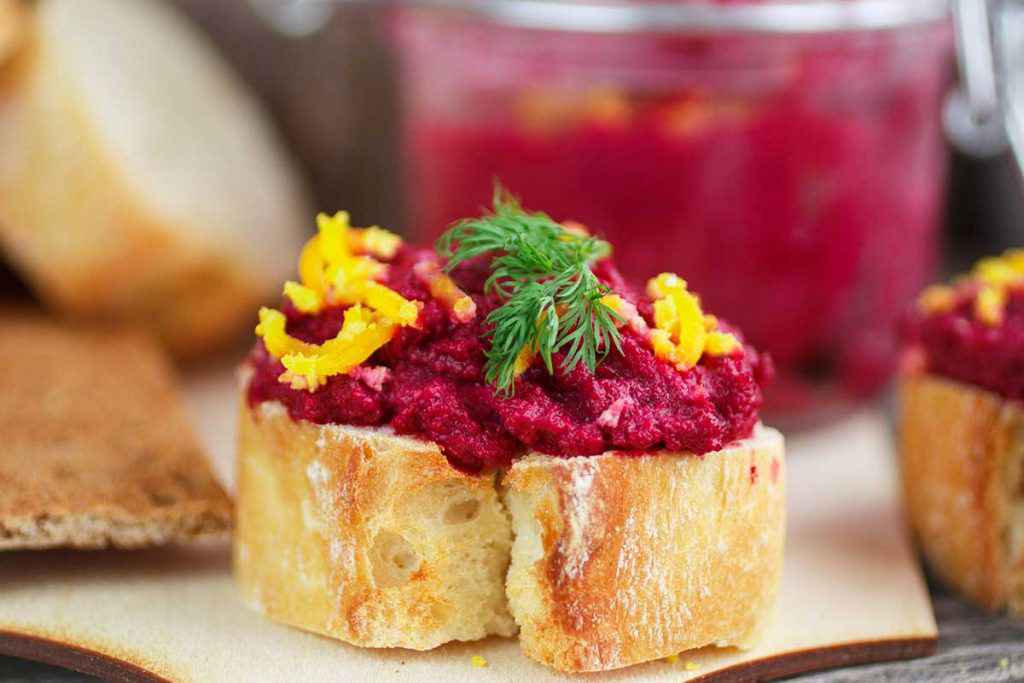 Mousse di barbabietola, antipasti festa della mamma