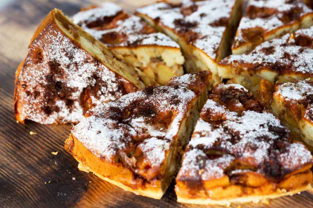 fette di torta di mele mascarpone e cioccolato