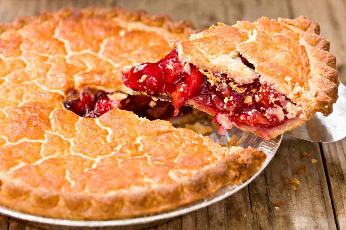 torta di ciliegie Cherry Pie affettata