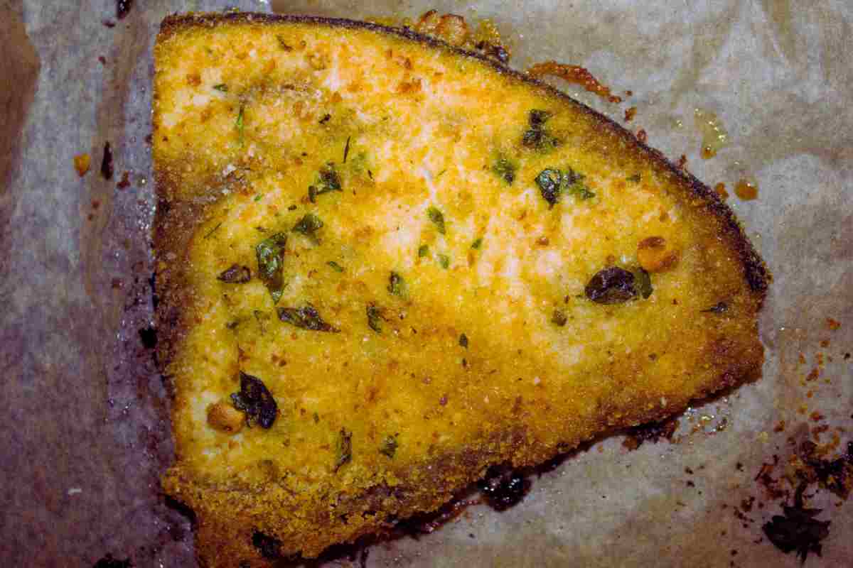 pesce spada impanato in padella