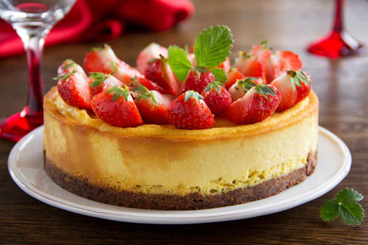 Torte fredde estive con frutta e creme