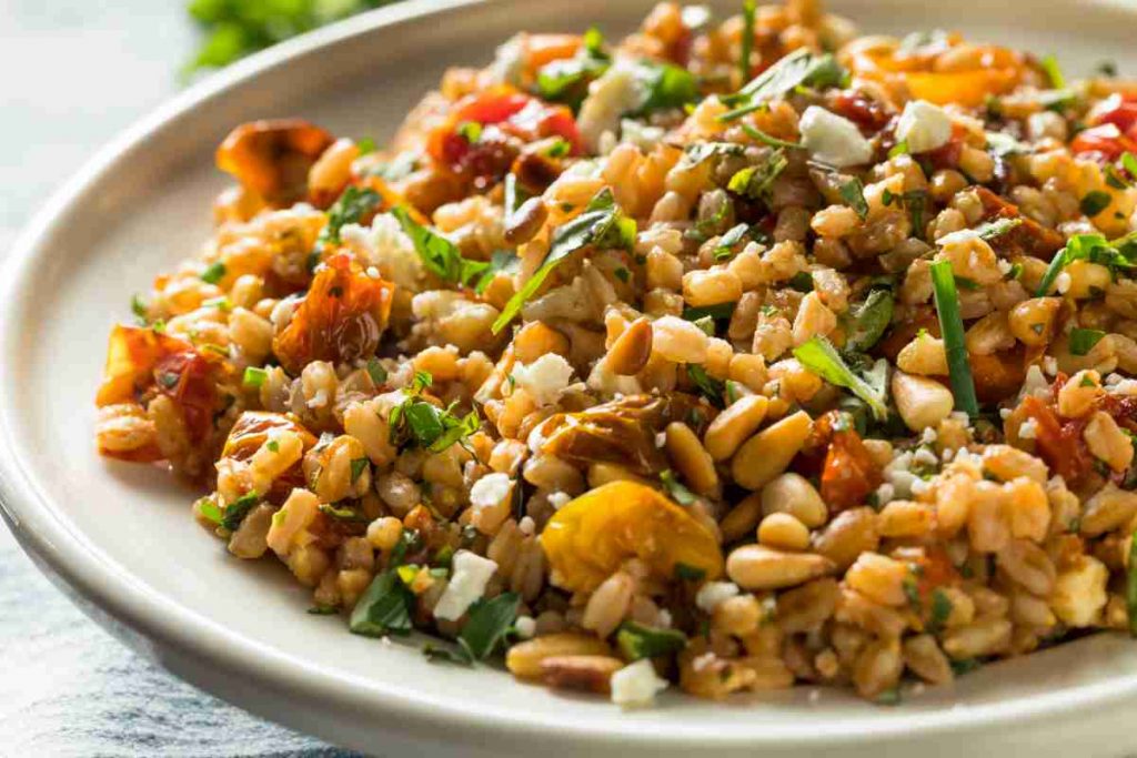 Insalata di farro con verdure ricetta