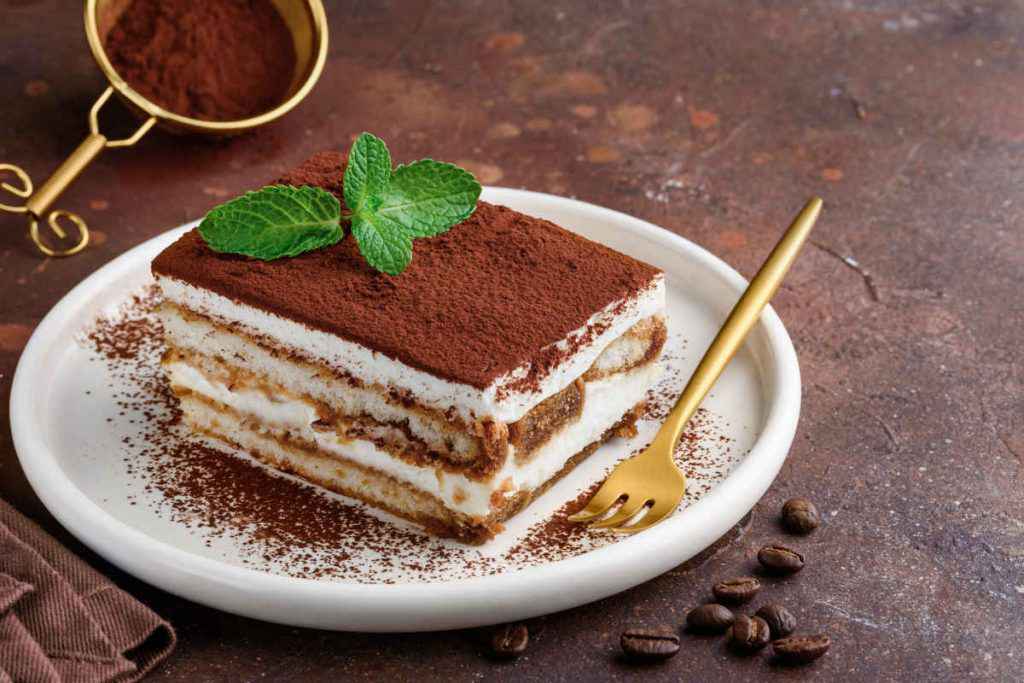 Tiramisu con panna