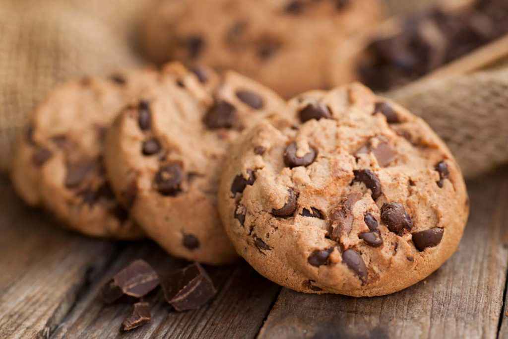 Biscotti senza uova con cioccolato