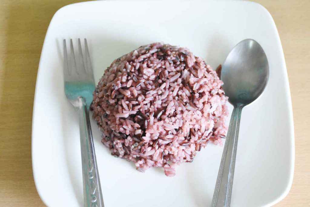 porzione di timballo di riso al radicchio