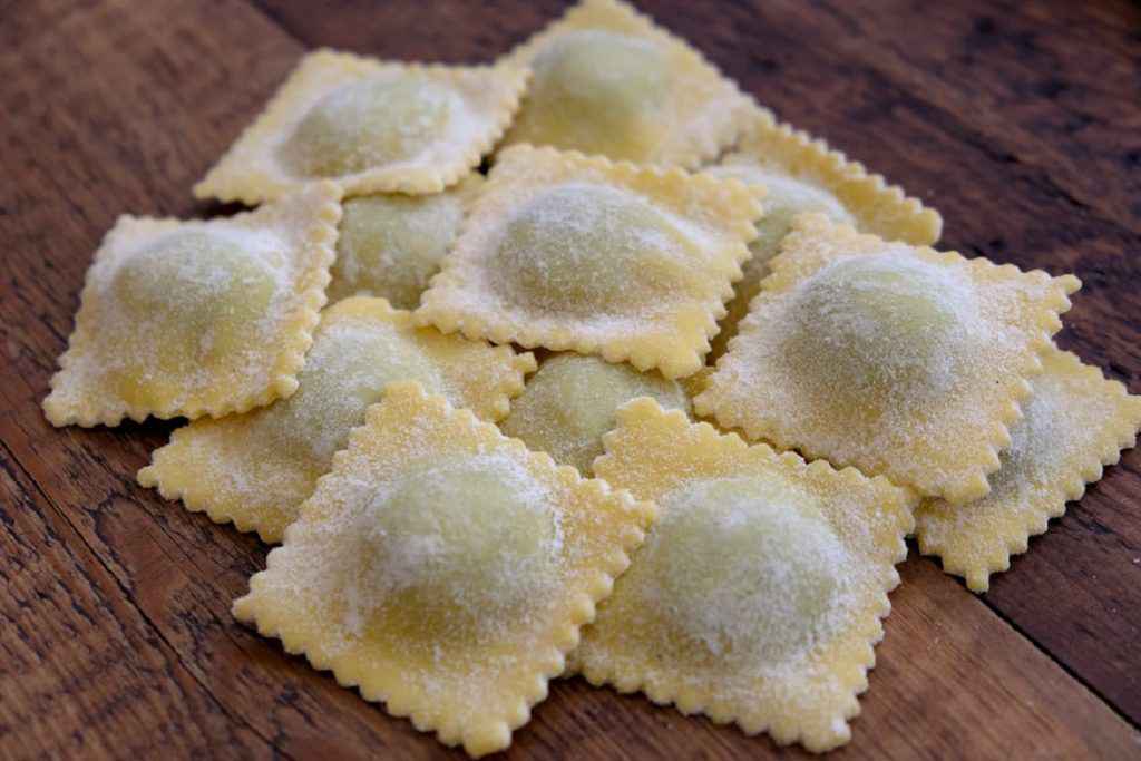 ravioli ripieni fatti in casa