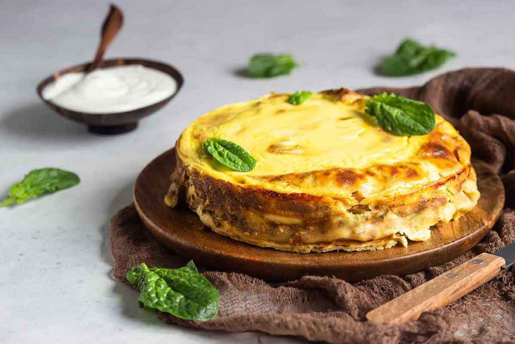 Torre di crespelle salate con formaggio