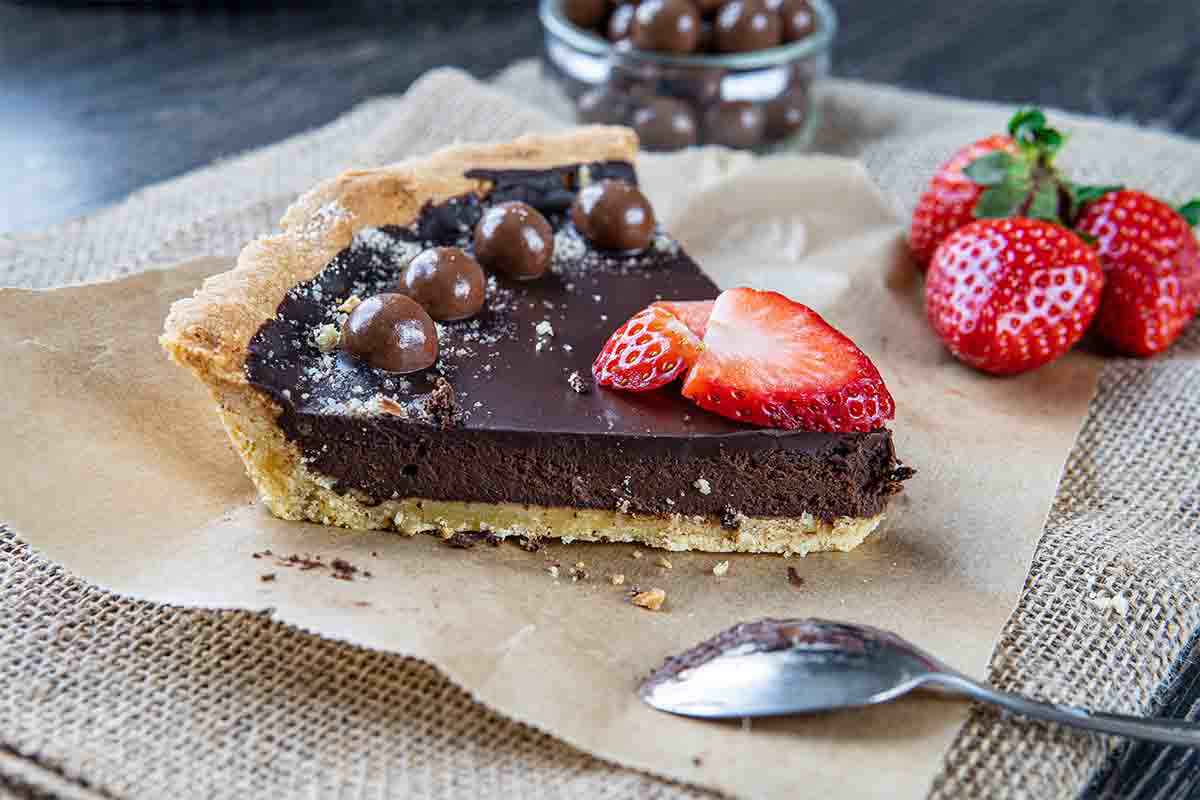 crostata al cioccolato con nutella