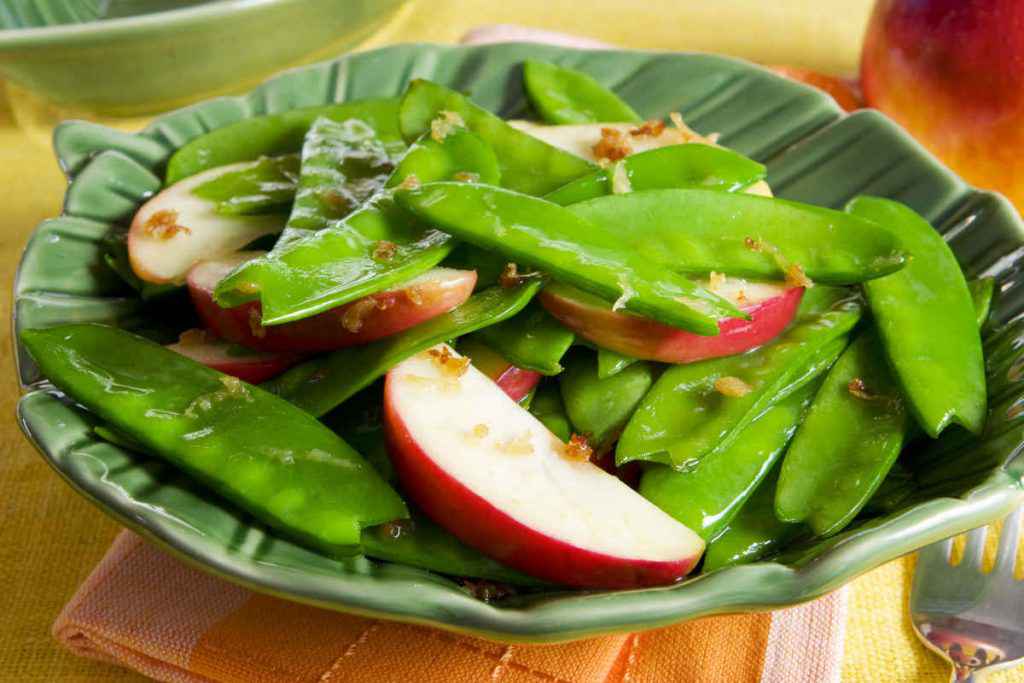 insalata di taccole e mele