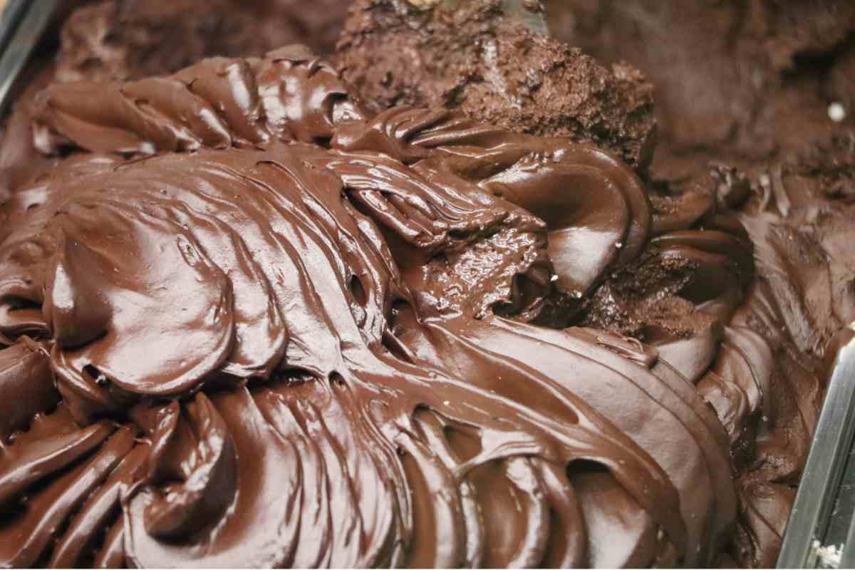 Onde di Gelato al cioccolato cremoso