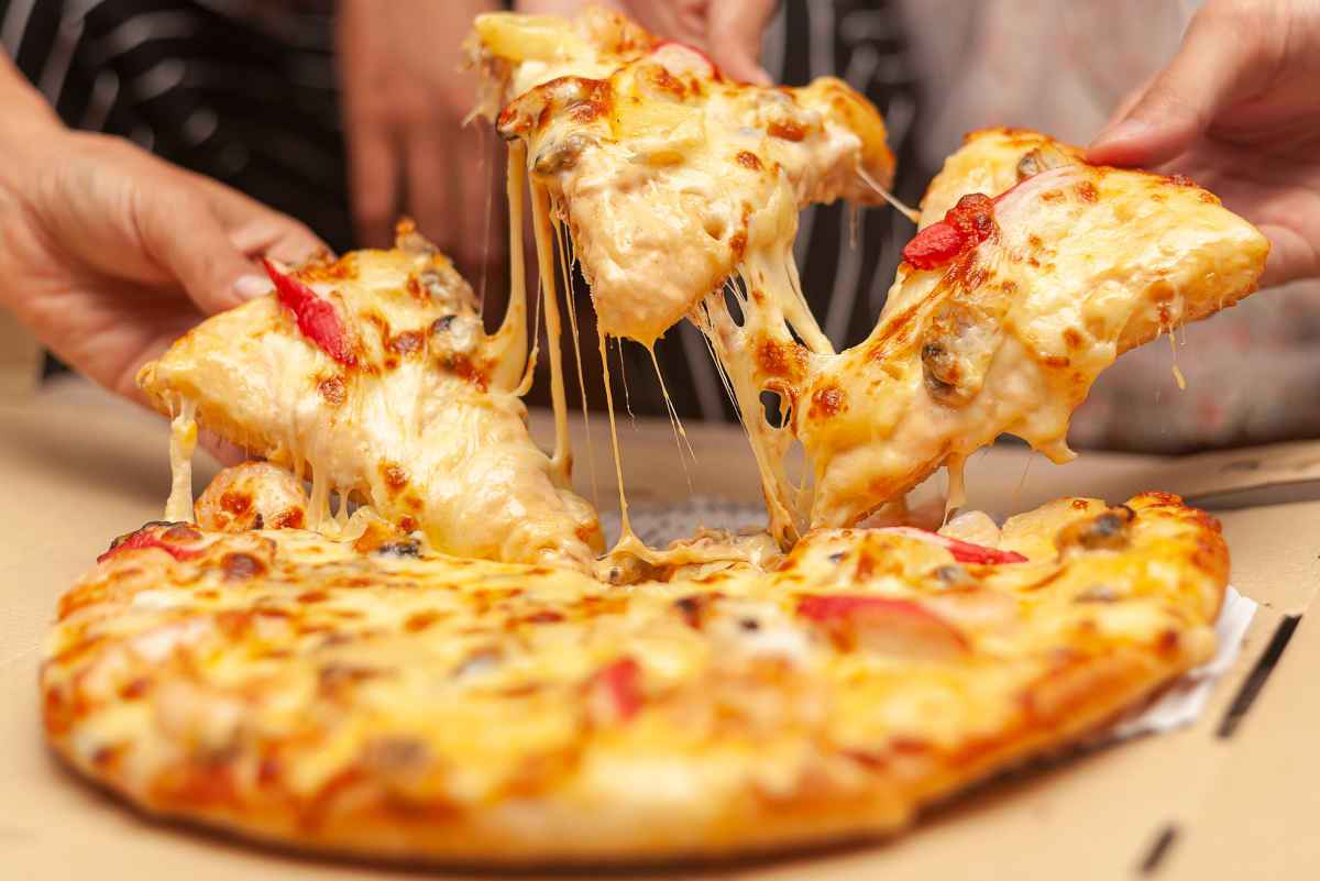 no diet day giornata contro le diete pizza filante