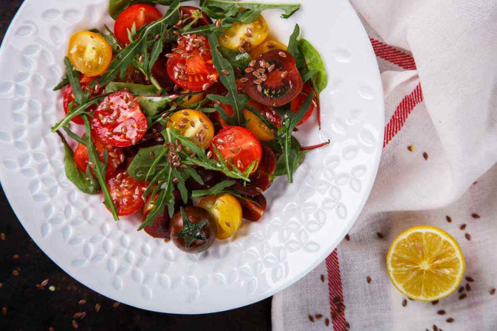 insalata di pomodori ciliegini e rucola