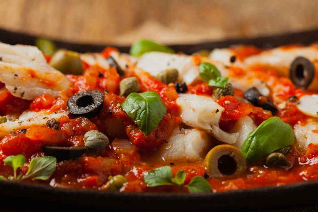 palombo in umido al pomodoro con capperi e olive