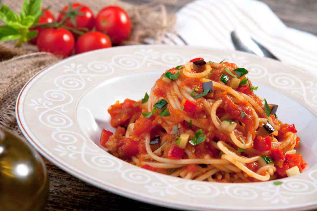 pasta con sugo di verdure