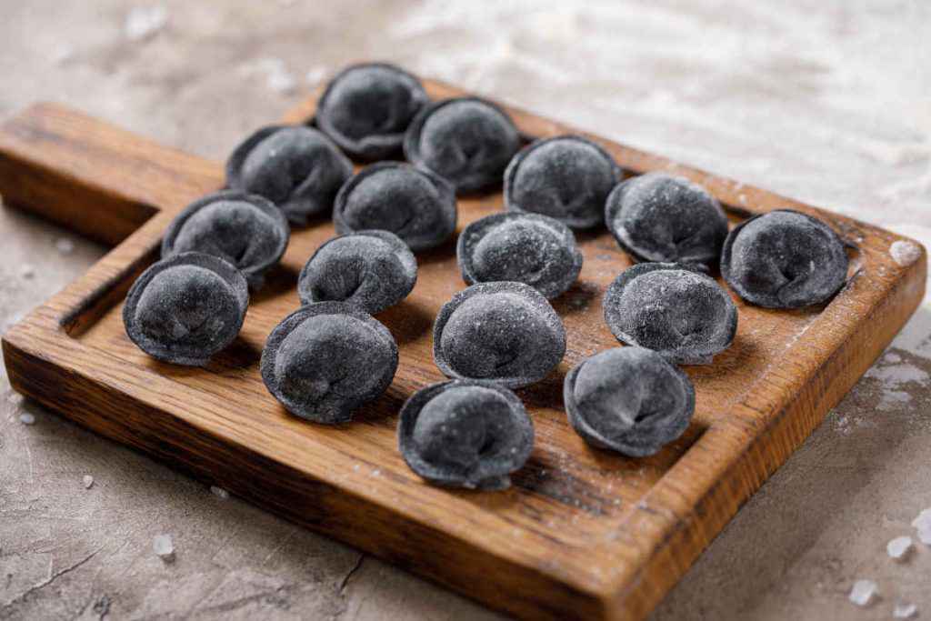 sfoglia di pasta al nero di seppia