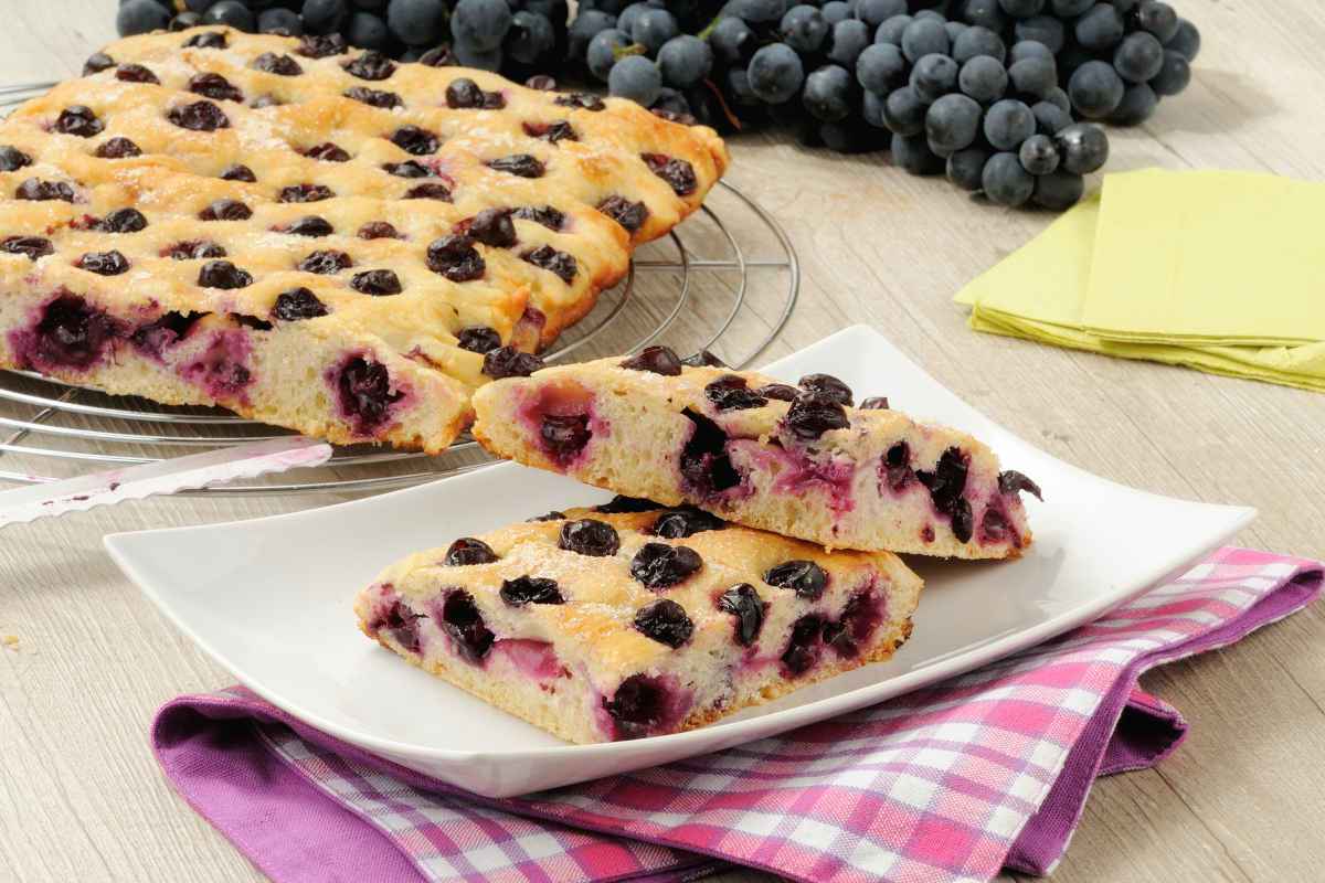 focaccia schiacciata con l'uva