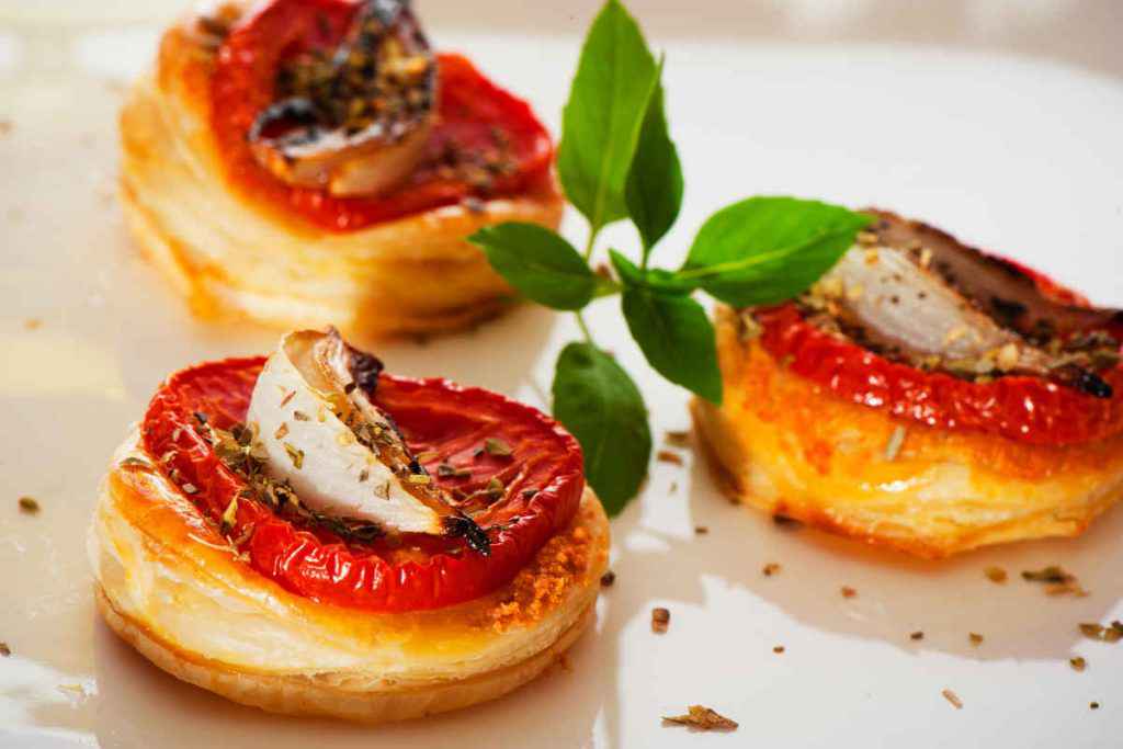 pizzette con verdure per gli lantipasti vegetariani facili veloci e sfiziosi