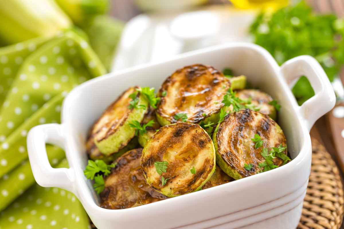 cocotte con zucchine grigliate