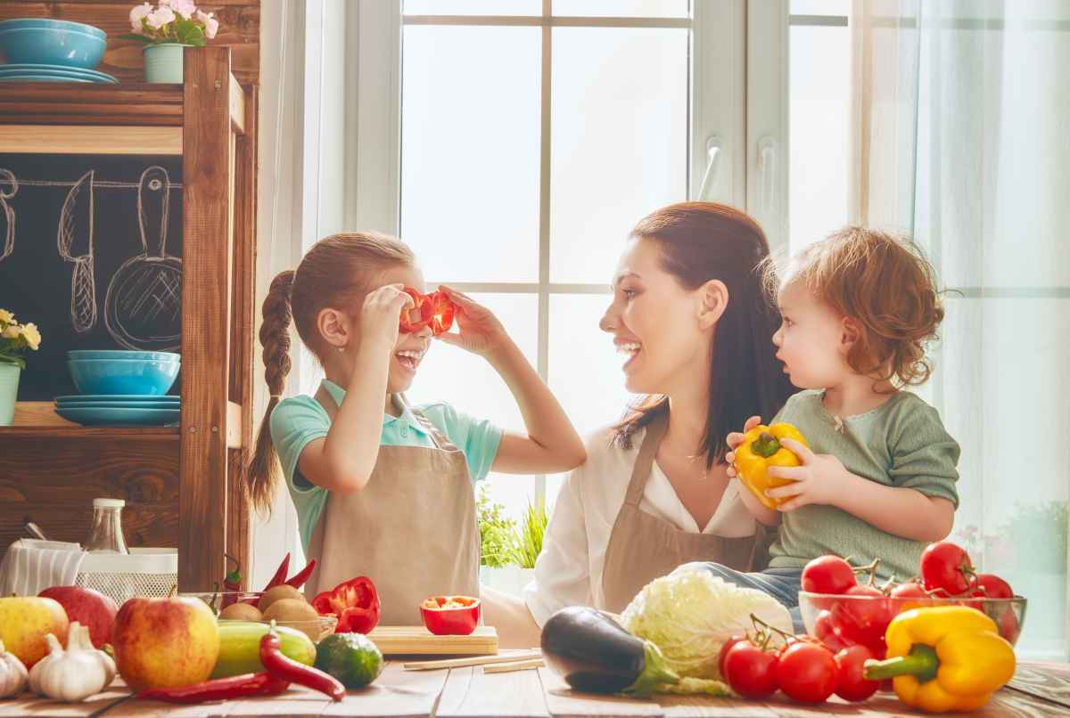 bambini a tavola