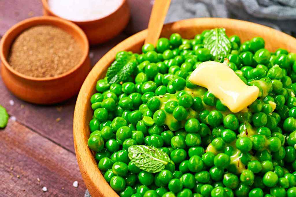 Piselli sfiziosi da contorno, le ricette che non vuoi perdere | Buttalapasta 3 contorno di piselli al burro e curry