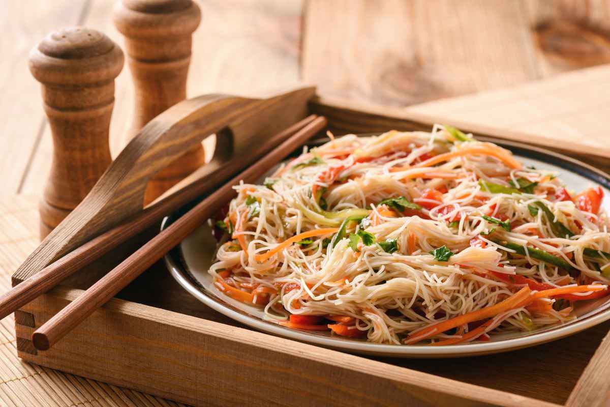 Spaghetti di riso: ricette light sfiziose