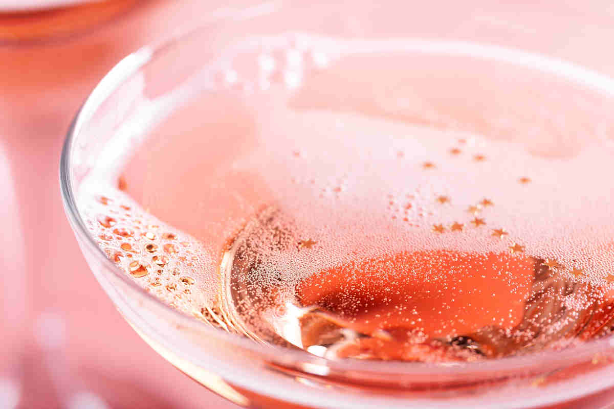 champagne cocktail rosa