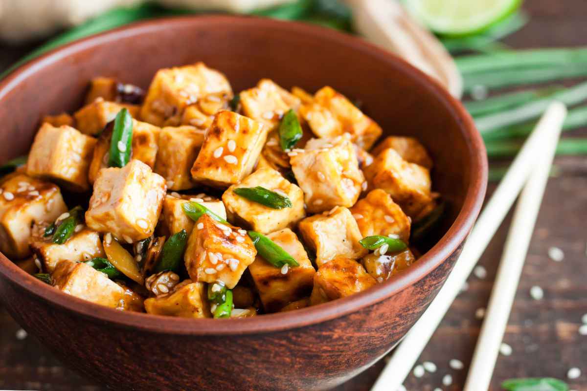 Tofu, le ricette facili e veloci per cucinarlo alla perfezione