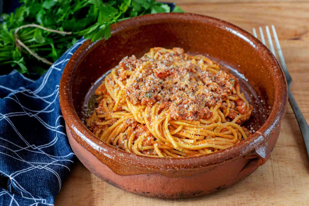 spaghetti alla chitarra amatriciana