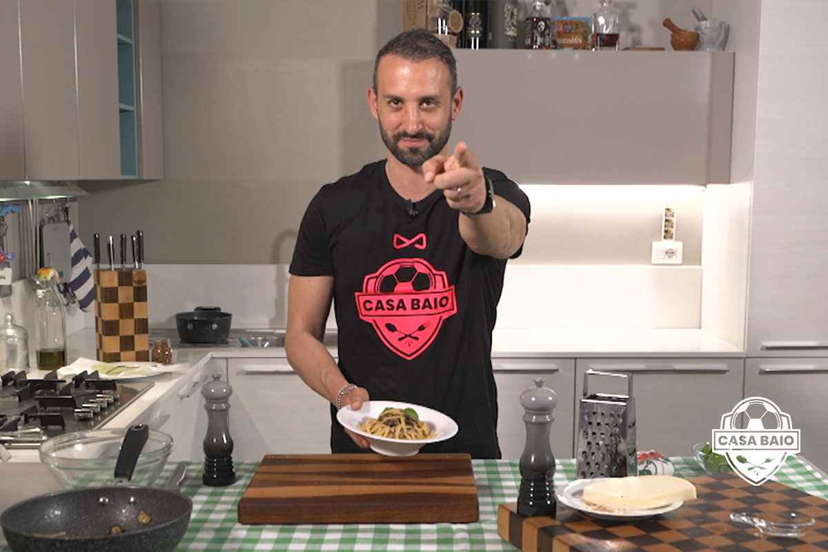 Manuele Baiocchini in CasaBaio prepara gli spaghetti alla Nerano