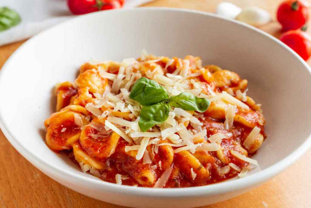 orecchiette al pomodoro