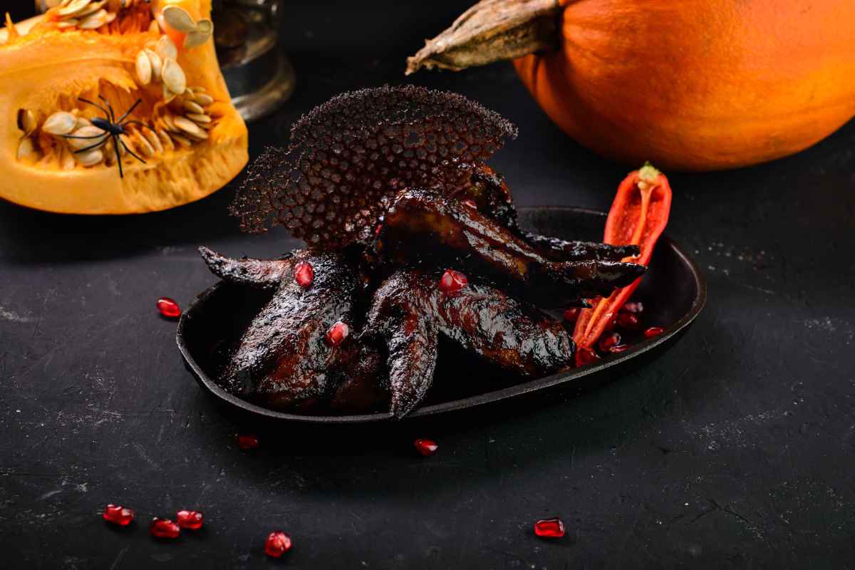 ali di pollo a pipistrello per Halloween