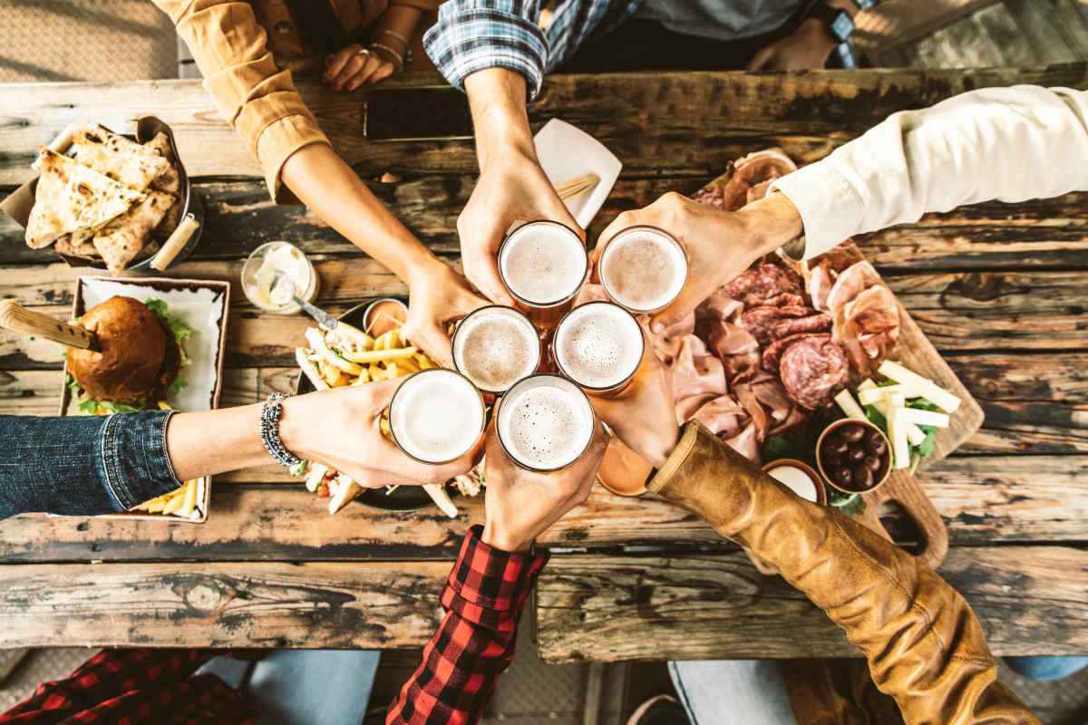 Il menu perfetto per celebrare l’amicizia, gustoso e dolce