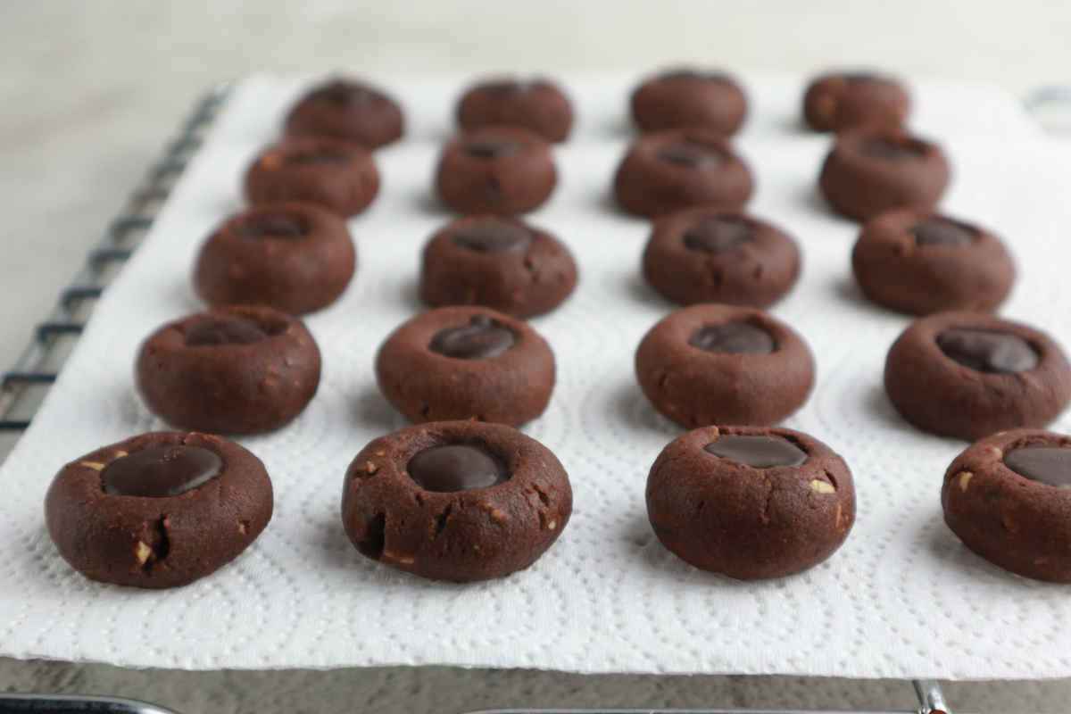 teglia con biscotti alla crema di cioccolato nutella