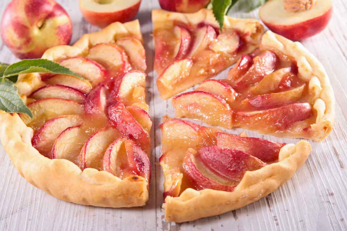 Dolci con le pesche facili e veloci da provare subito