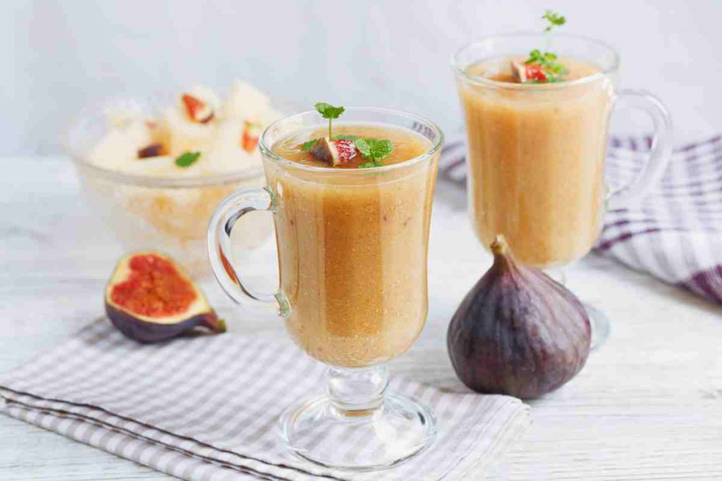 Sorbetto ai fichi in due bicchieri