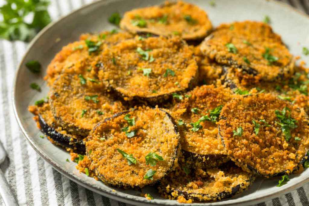 piatto con fette di melanzane al forno light