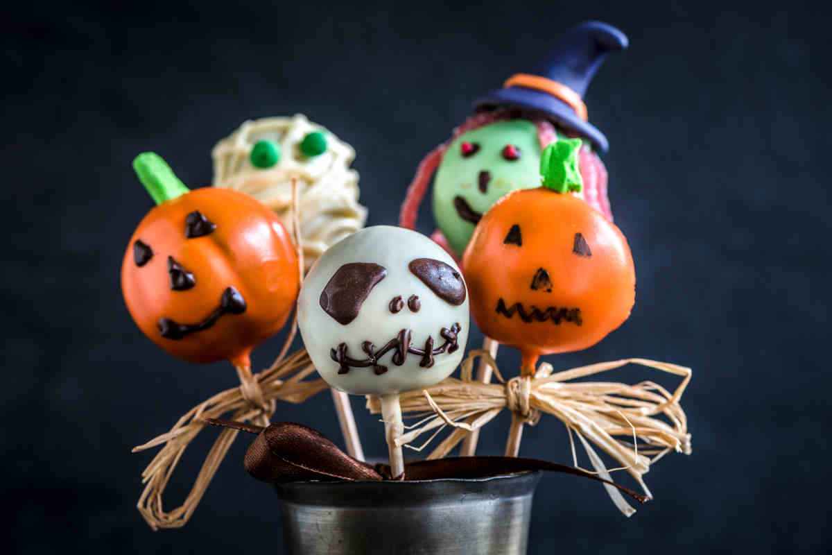 barattolo con cake pops di halloween