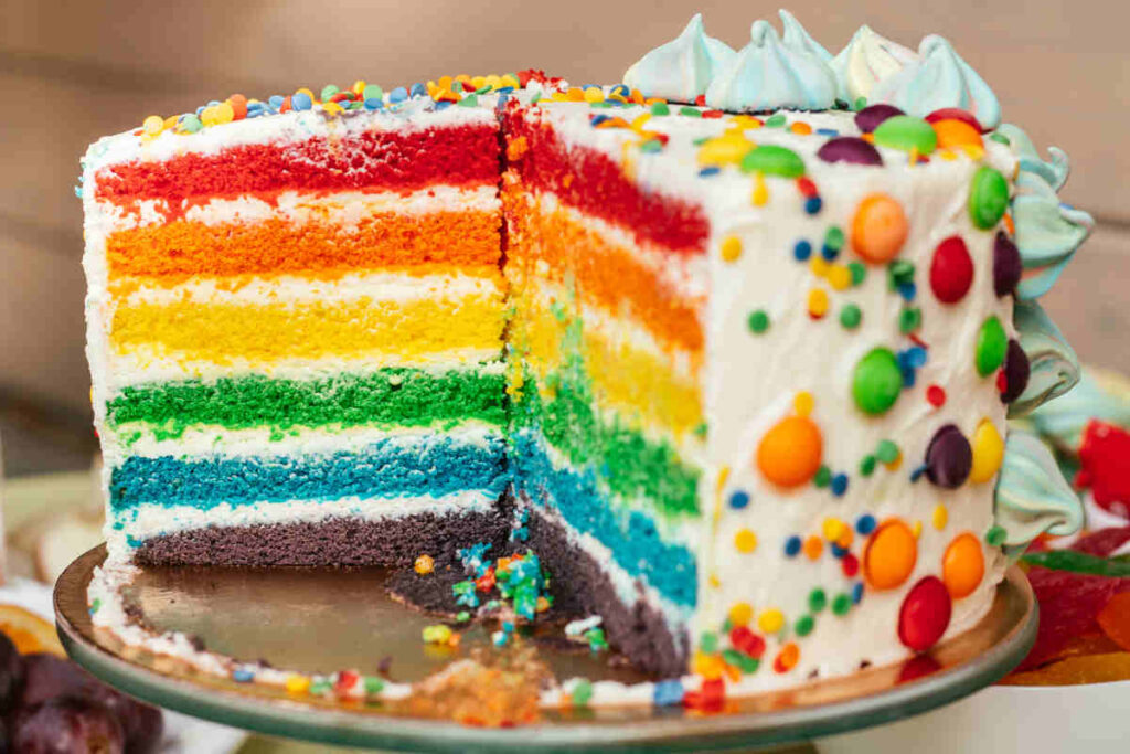torta colorata arcobaleno