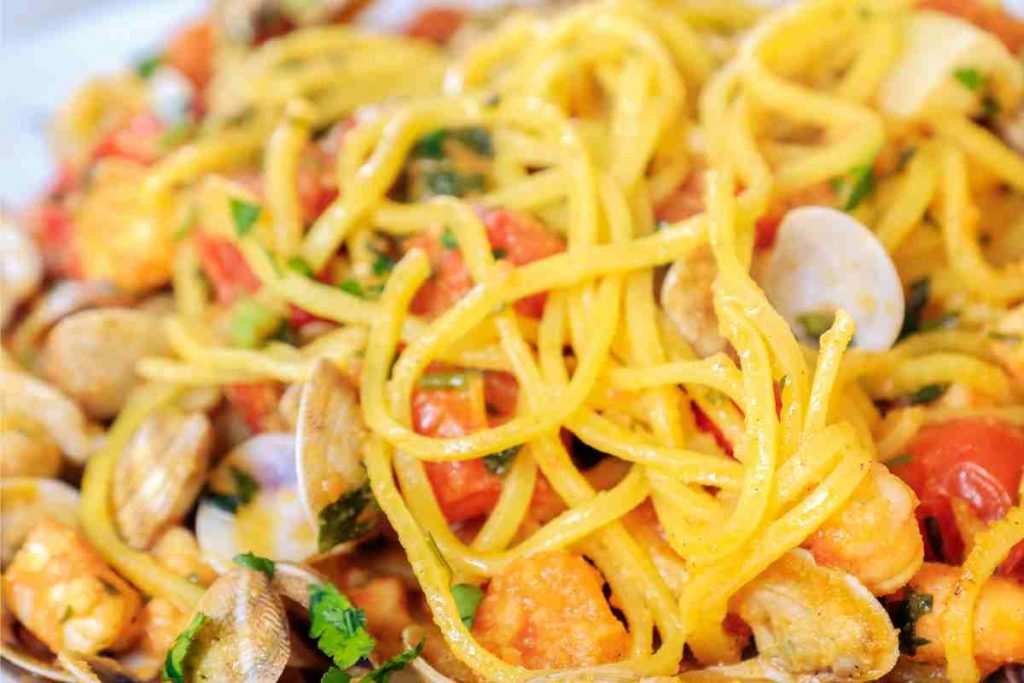 Spaghetti alla chitarra allo scoglio visti da vicino