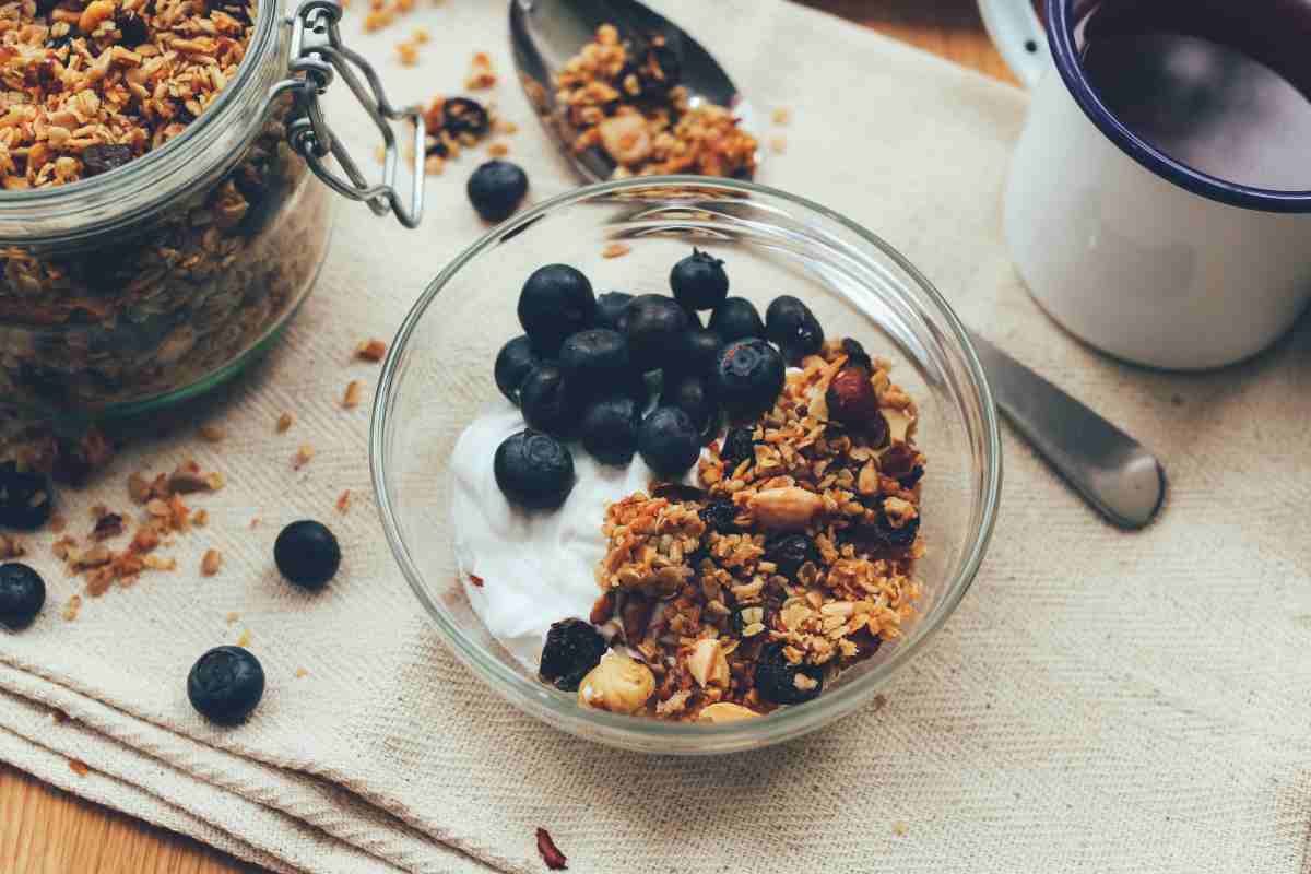 Come preparare la granola più buona del supermercato