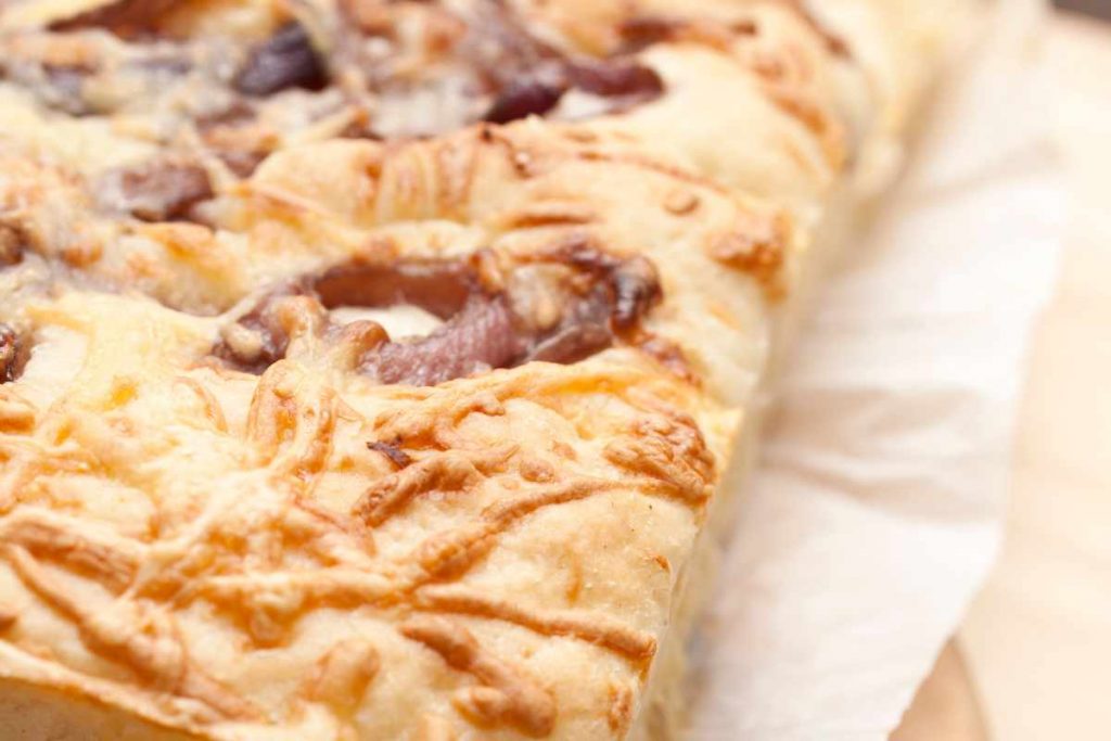 Focaccia morbida con cipolla Bimby 