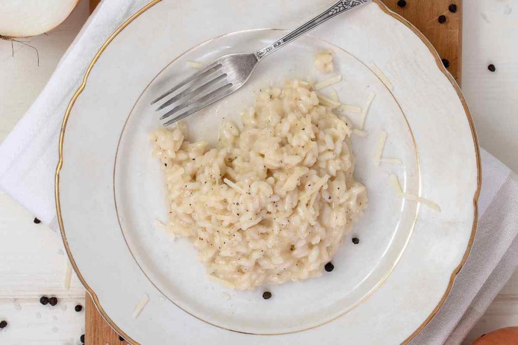 Risotto cacio e pepe mantecato