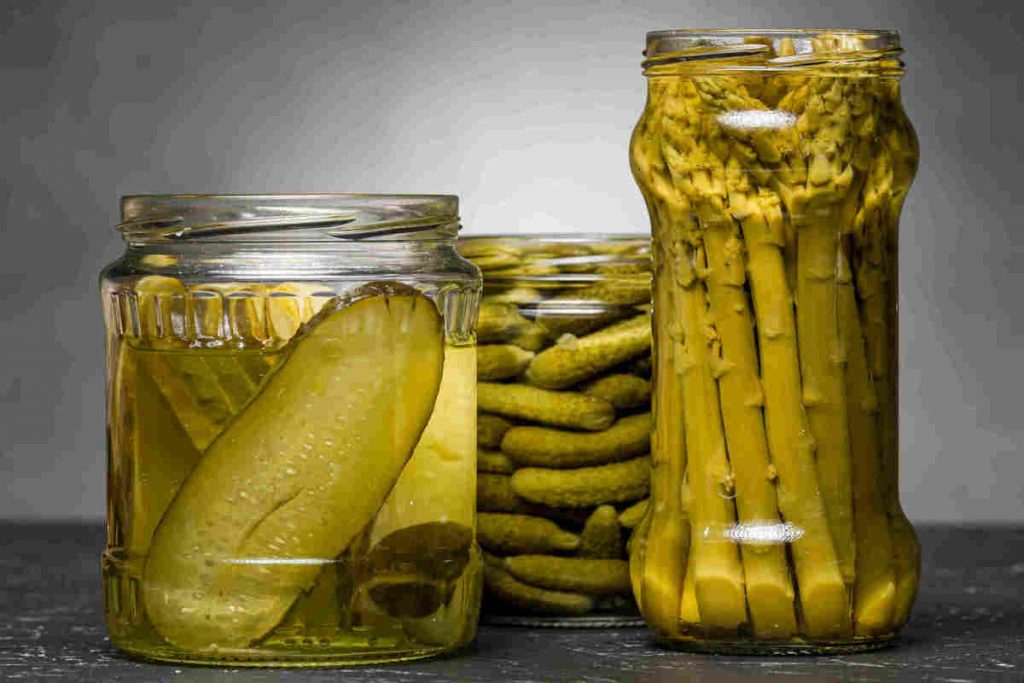 asparagi sott'olio da fare nella Giornata Mondiale della sicurezza alimentare